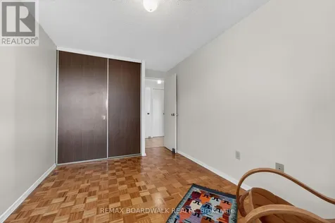 1356 Meadowlands Drive East Ottawa ON K2E 6K6