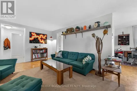 1356 Meadowlands Drive East Ottawa ON K2E 6K6