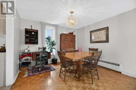 1356 Meadowlands Drive East Ottawa ON K2E 6K6