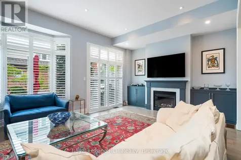 16 Wheelhouse Crescent Collingwood ON L9Y 0J9