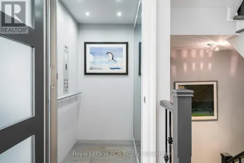 16 Wheelhouse Crescent Collingwood ON L9Y 0J9