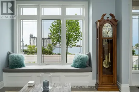 16 Wheelhouse Crescent Collingwood ON L9Y 0J9