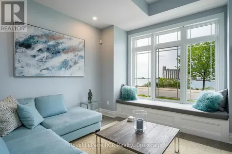 16 Wheelhouse Crescent Collingwood ON L9Y 0J9