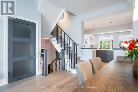 16 Wheelhouse Crescent Collingwood ON L9Y 0J9