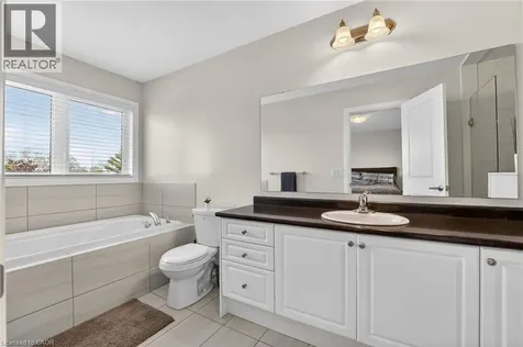 4071 Fracchioni Drive Beamsville ON L3J 0R5