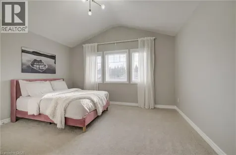 69 Theodore Schuler Boulevard New Hamburg ON N3A 0B9
