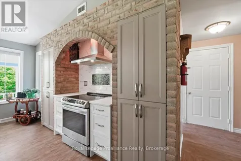 33 Woodridge Drive Madoc ON K0K 2K0