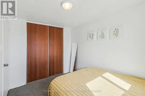 1441 Palmerston Drive Ottawa ON K1J 8N9