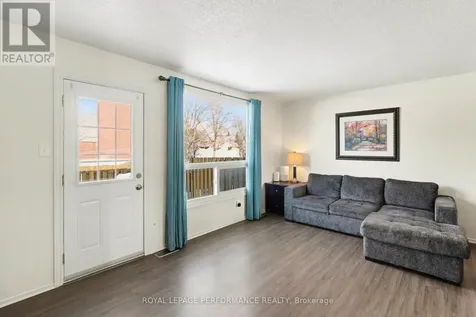 1441 Palmerston Drive Ottawa ON K1J 8N9