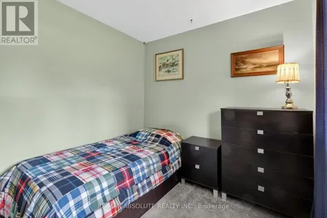 59 Evergreen Drive Ottawa ON K2H 6C5