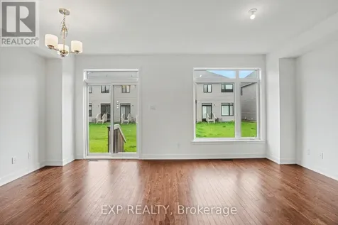 27 Moosonee Crescent Ottawa ON K4M 0L9