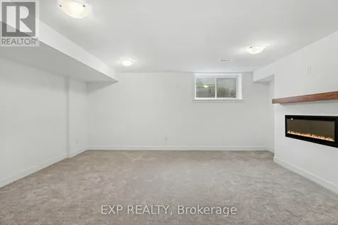 27 Moosonee Crescent Ottawa ON K4M 0L9