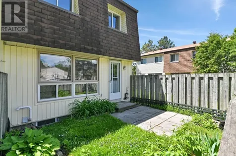 86F Seyton Drive Ottawa ON K2H 8W5