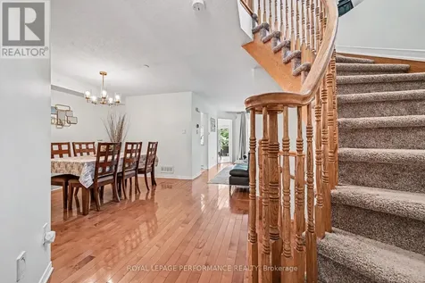 2052 Bergamot Circle Ottawa ON K4A 4R3