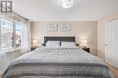 2052 Bergamot Circle Ottawa ON K4A 4R3