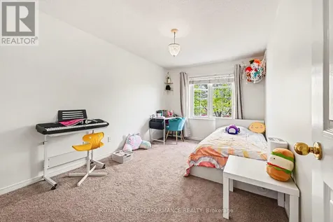 2052 Bergamot Circle Ottawa ON K4A 4R3