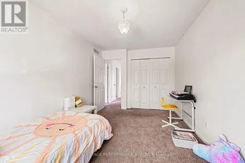 2052 Bergamot Circle Ottawa ON K4A 4R3