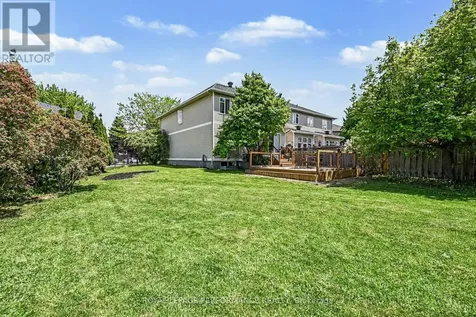 2052 Bergamot Circle Ottawa ON K4A 4R3