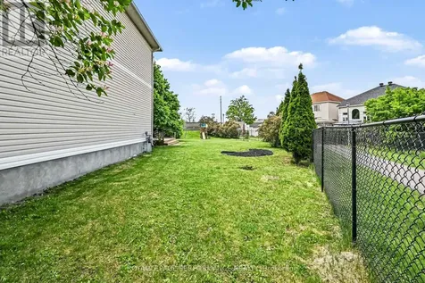 2052 Bergamot Circle Ottawa ON K4A 4R3