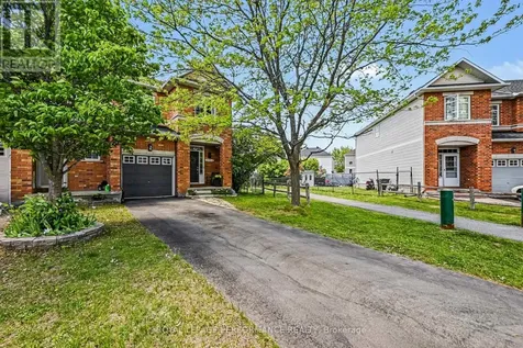 2052 Bergamot Circle Ottawa ON K4A 4R3