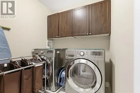 942 Kilbirnie Drive Ottawa ON K2J 5T9