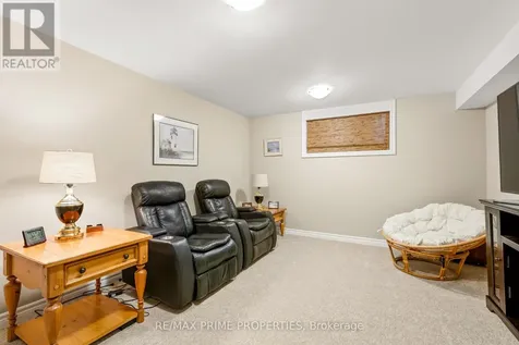 942 Kilbirnie Drive Ottawa ON K2J 5T9