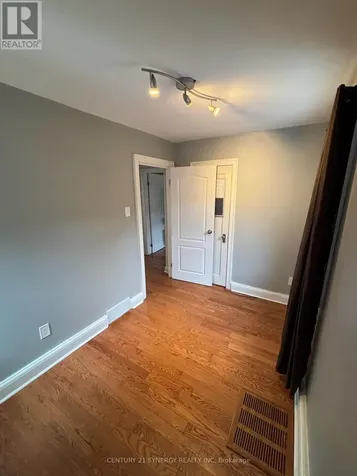 241 Bradley Avenue Ottawa ON K1L 7G8