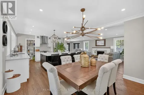 22 Cedar Road Ottawa ON K1J 6L4