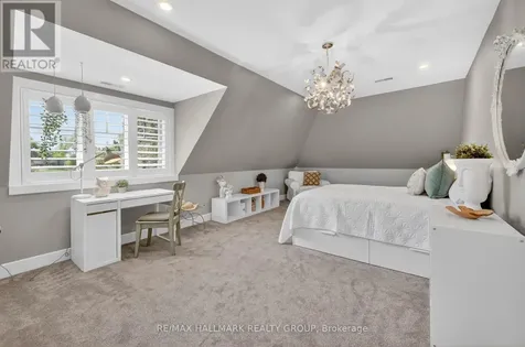22 Cedar Road Ottawa ON K1J 6L4