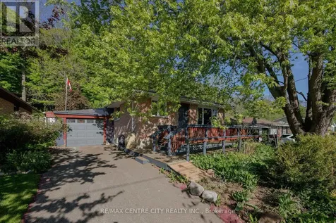 275 Frances Street Central Elgin ON N5L 1A9