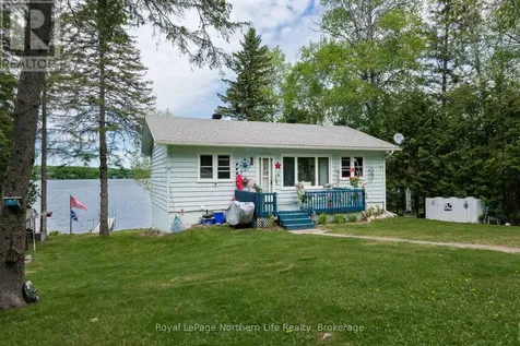 13 Macdonald Terrace East Ferris ON P0H 1B0