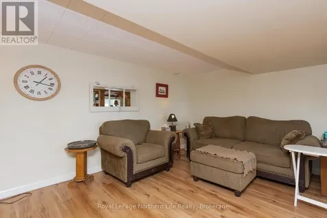 13 Macdonald Terrace East Ferris ON P0H 1B0