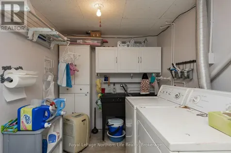 13 Macdonald Terrace East Ferris ON P0H 1B0