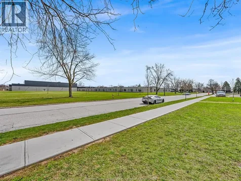272 Victoria Street Amherstburg ON N9V 2K5