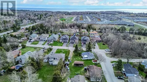 2967 Earl Street Innisfil ON L9S 3E2