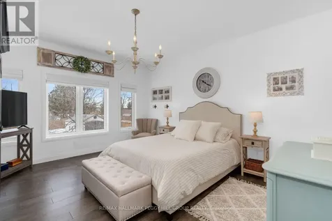 2967 Earl Street Innisfil ON L9S 3E2