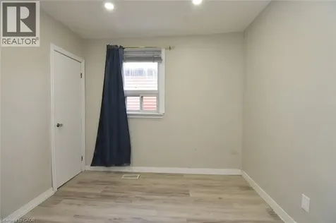 371 Fairfield Avenue Hamilton ON L8H 5J1