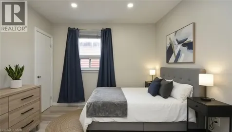 371 Fairfield Avenue Hamilton ON L8H 5J1