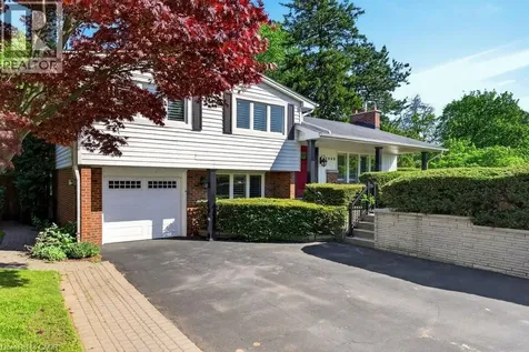 4008 Apple Valley Lane Burlington ON L7L 1E7