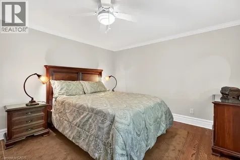 4008 Apple Valley Lane Burlington ON L7L 1E7