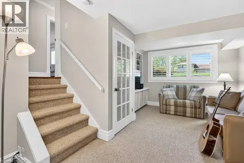4008 Apple Valley Lane Burlington ON L7L 1E7