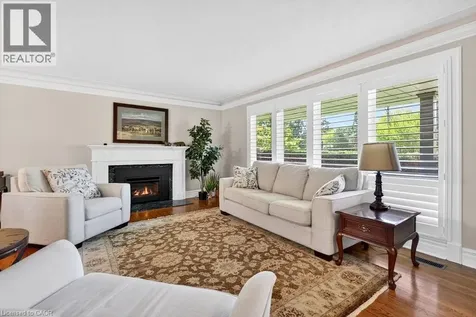 4008 Apple Valley Lane Burlington ON L7L 1E7
