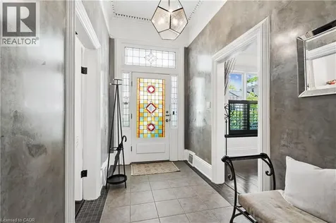 38 Kirkland Street Guelph ON N1H 4Y1