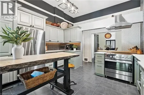 38 Kirkland Street Guelph ON N1H 4Y1