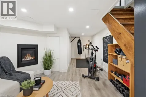 38 Kirkland Street Guelph ON N1H 4Y1
