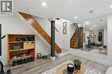 38 Kirkland Street Guelph ON N1H 4Y1