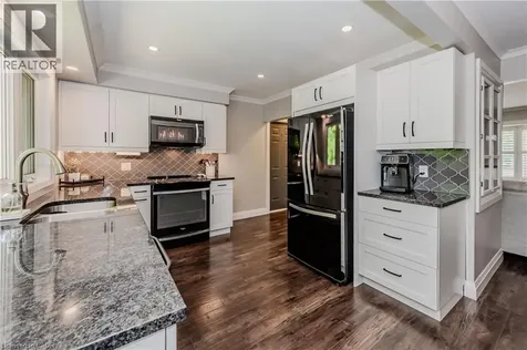 18 Stonybrook Drive Kitchener ON N2M 4L5