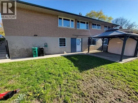 18 Stonybrook Drive Kitchener ON N2M 4L5