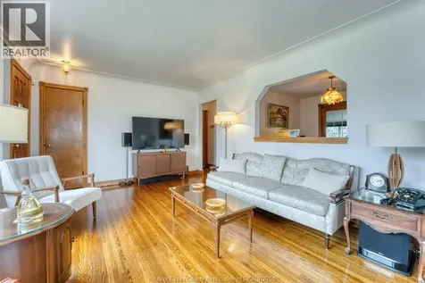 3603 Rockwell Boulevard Windsor ON N9E 2B1
