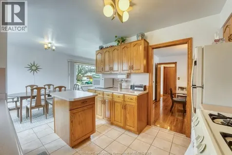 3603 Rockwell Boulevard Windsor ON N9E 2B1